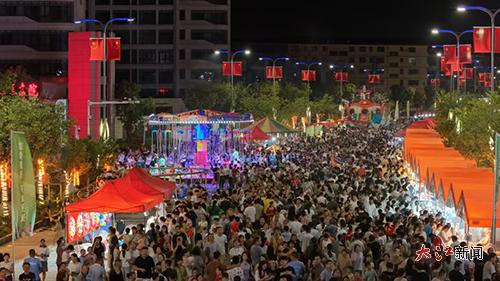 政企民攜手惠聚多彩假日，南康龍嶺鎮(zhèn)“興企助農(nóng)”消費(fèi)節(jié)熱鬧開啟